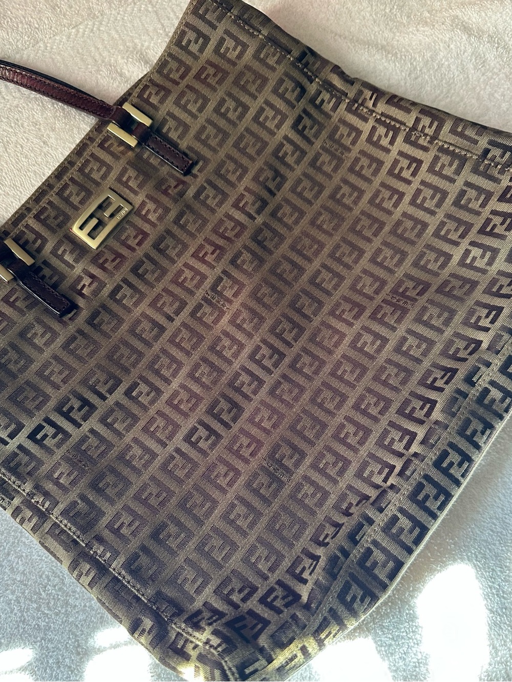 FENDI Zucca Tote Bag Vintage Brown Canvas Shoulder Bag Gold FF Hardware - Picture 10 of 11